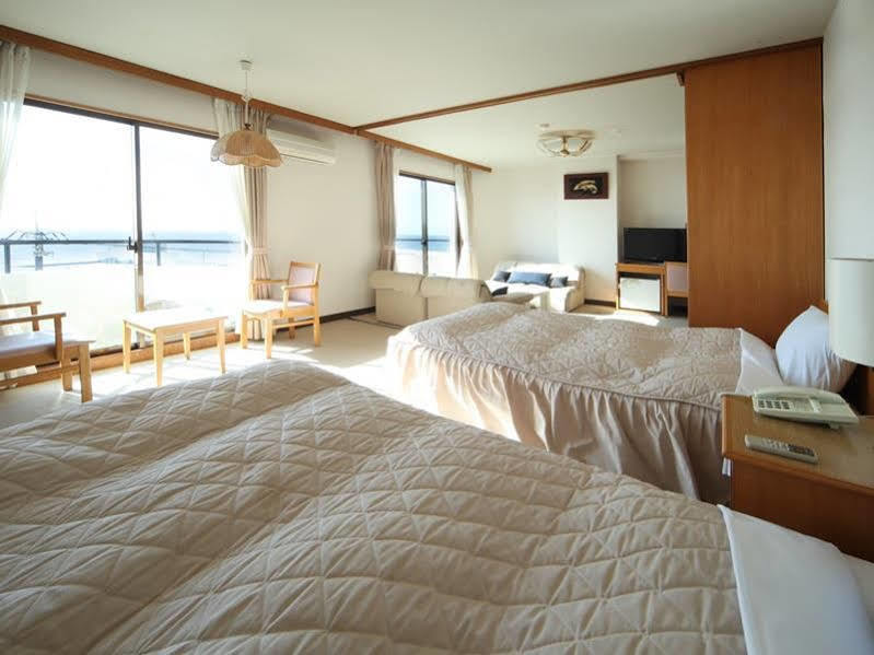Spa Inn Shirahama Buitenkant foto
