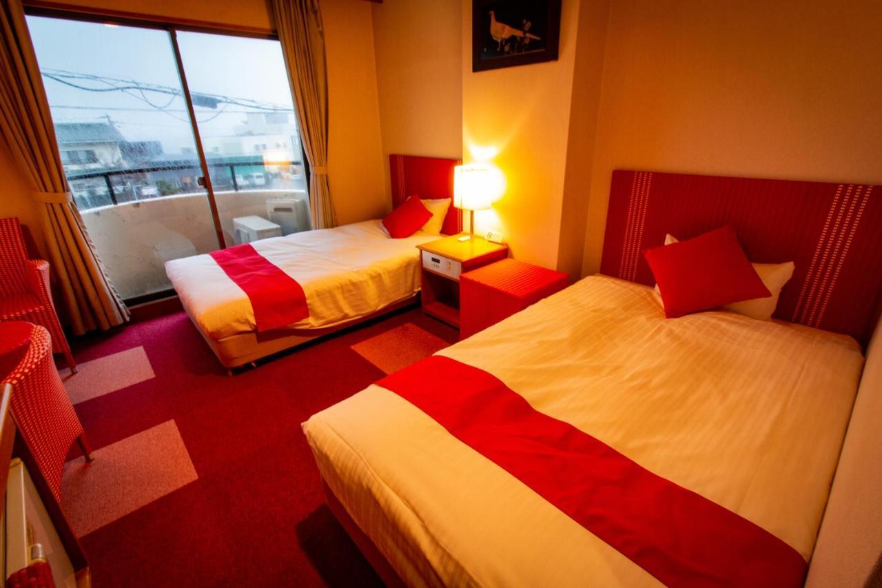 Spa Inn Shirahama Buitenkant foto